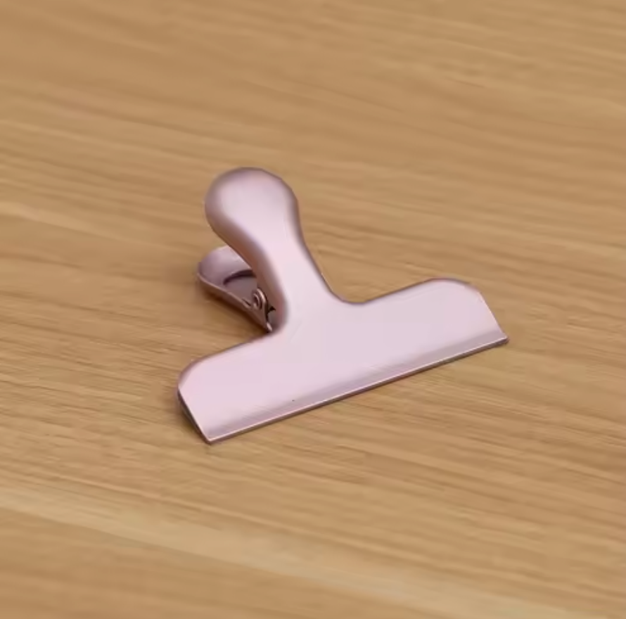 Clip Métal Style Retro